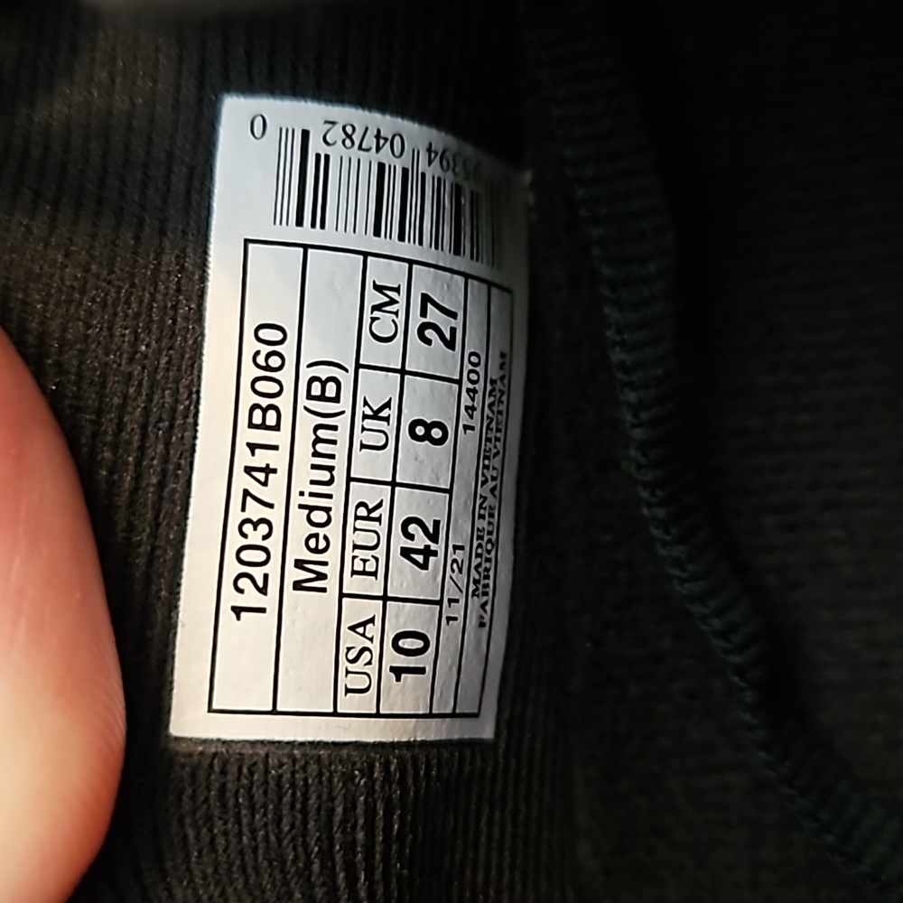 NIB Brooks Launch GTS 9 W10 Black/Purple - Picture 7 of 11
